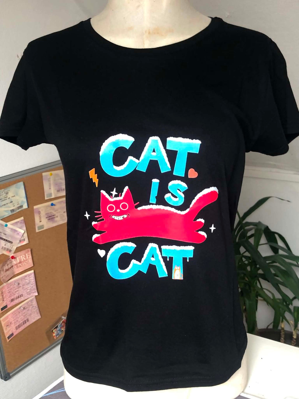 T-shirt "Cat Is Cat"